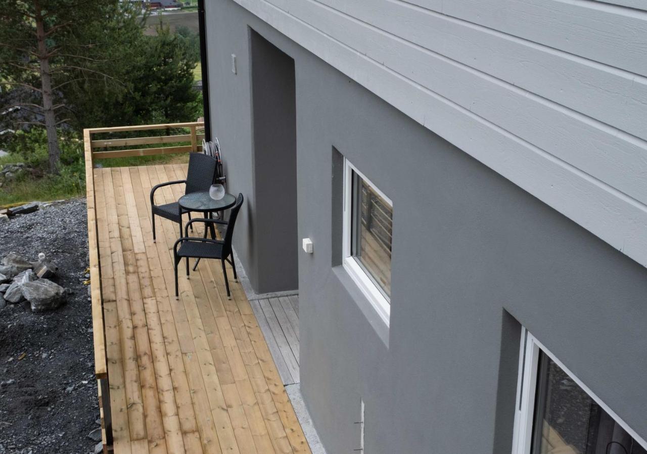 Stryn Stor Og Moderne Leilighet Extérieur photo