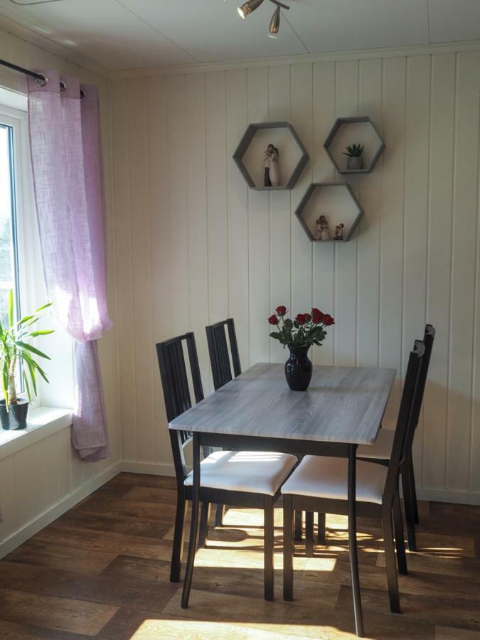 Stryn Stor Og Moderne Leilighet Extérieur photo